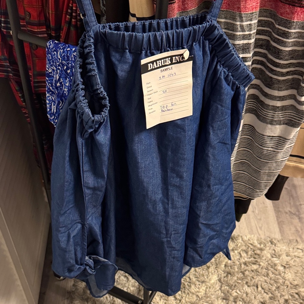Women's Blue Top